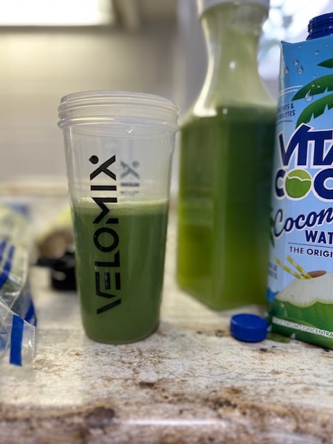 Reclaiming Control Over Emotional Eating – The Science of Why We Overeat and How to Overcome It