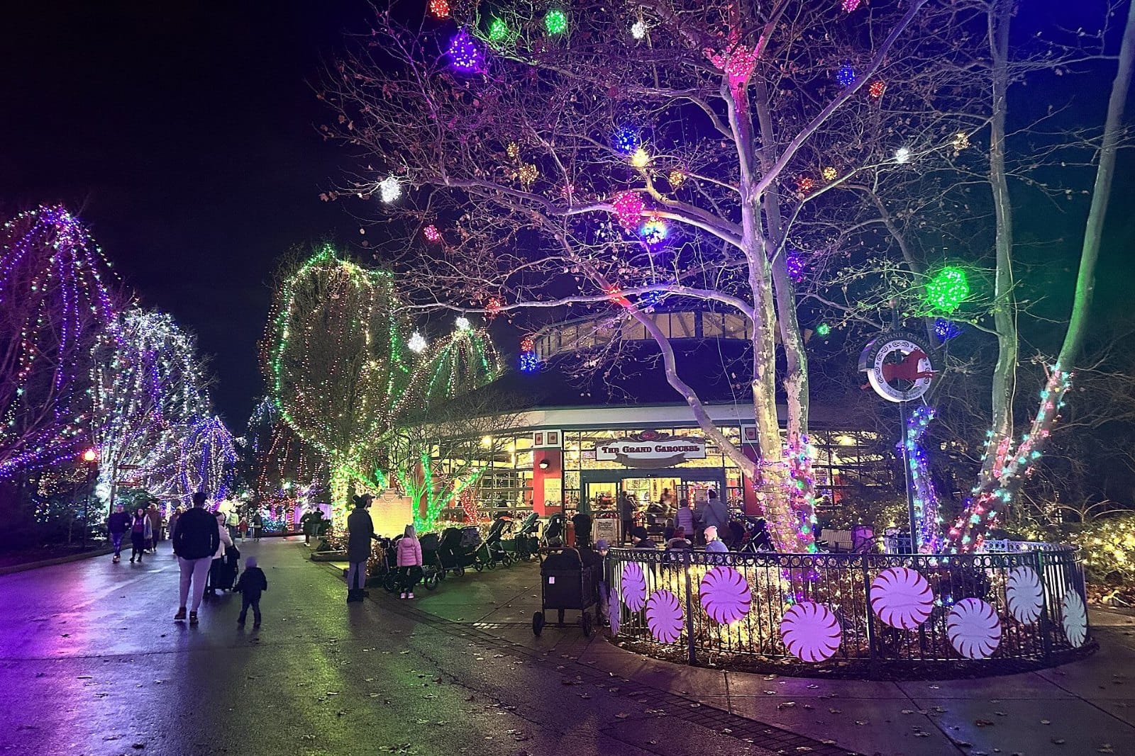 10 Christmas Week Getaways for Women Over 40 (Dec 18 to 27, 2026)